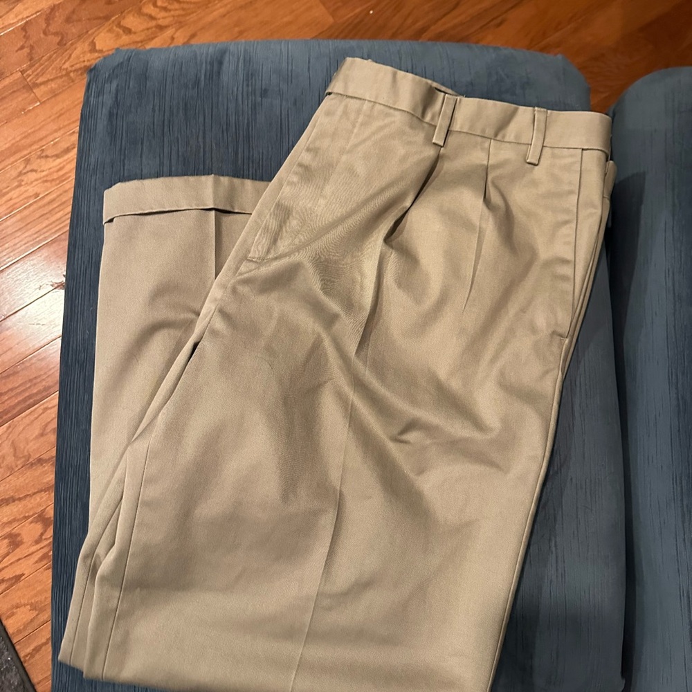 Croft and Barrow tan Men's Pants - Picture 3 of 10